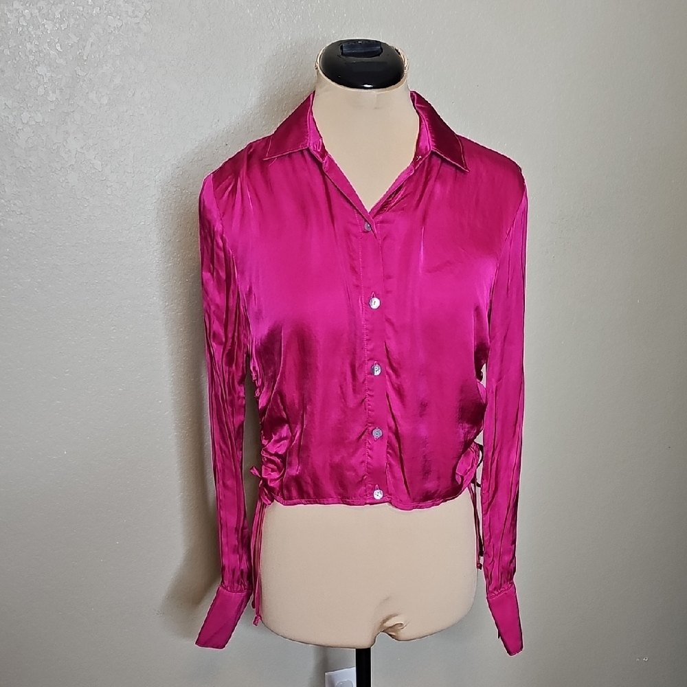 NWOT Bella Dahl XS Dark Pink Satin Long Sleeve Button-Down Shirt Side Ruched